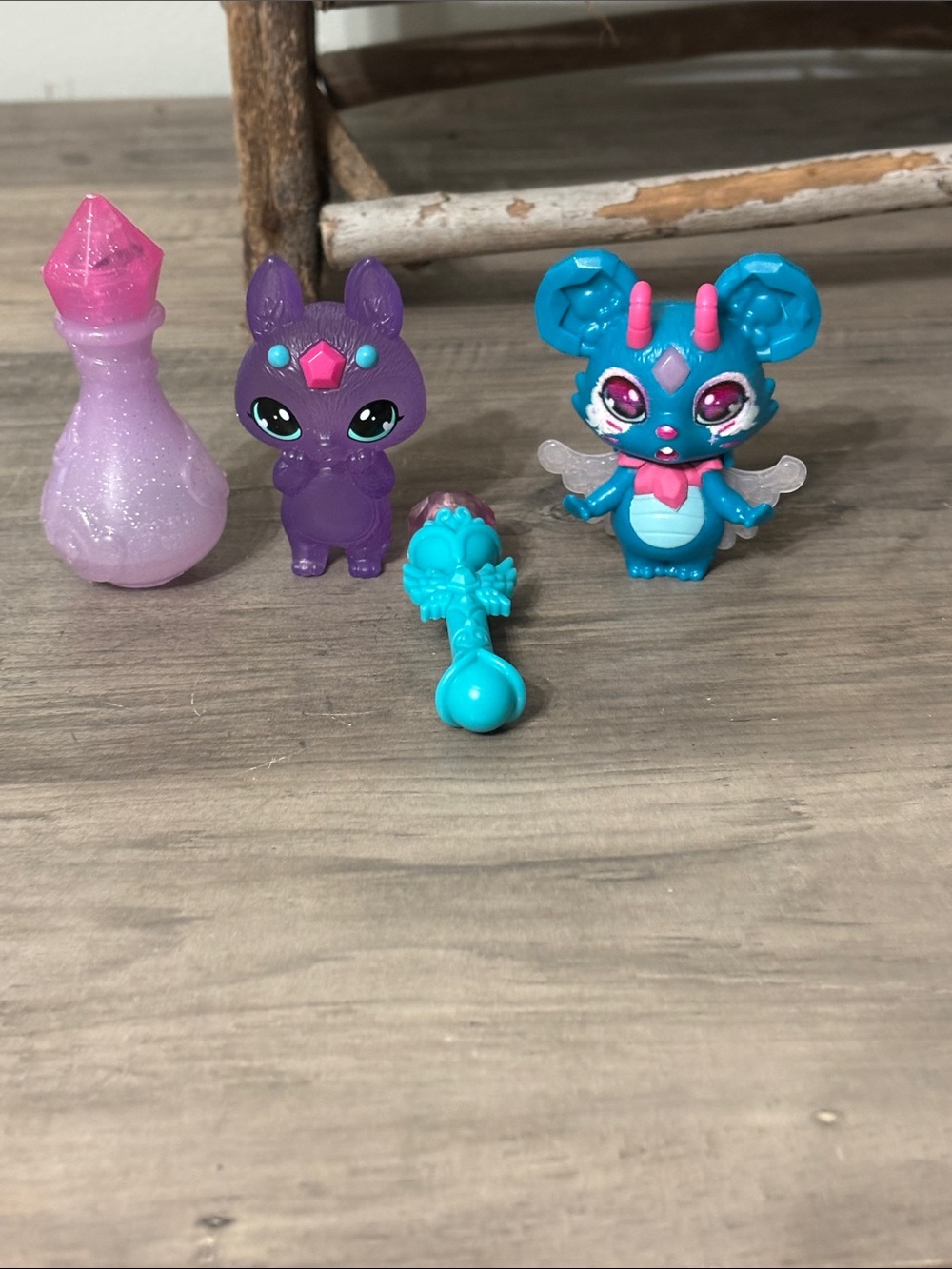 Magic Mixies Mixlings Crystal Woods Twige Ultra Rare Nita Vanisher-series 1